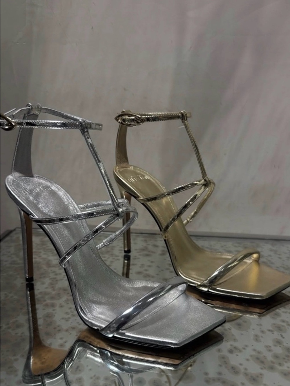 Alexandre Birman Silver Metallic Strappy T‑Bar Stilettos